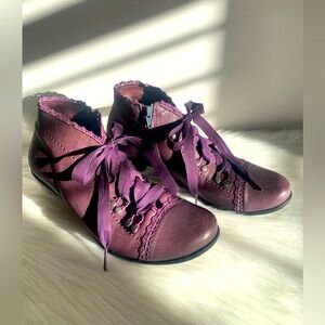 Brako Purple Leather Lace Up Victorian Steampunk Indie Heeled Booties